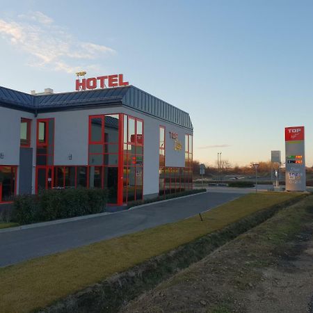 Top Hotel Vertesszolos Exterior foto